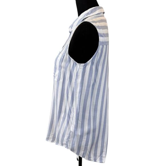 NEW BEACHLUNCHLOUNGE Blue White Striped Sleeveless Button-Up Shirt Size XS - Picture 3 of 5